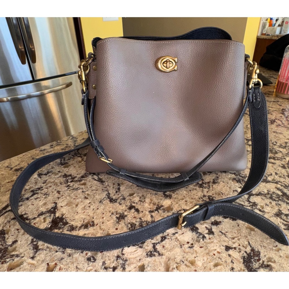 Coach Willow Shoulder Bag Colorblock Dark Stone Black Leather C2590 Brass